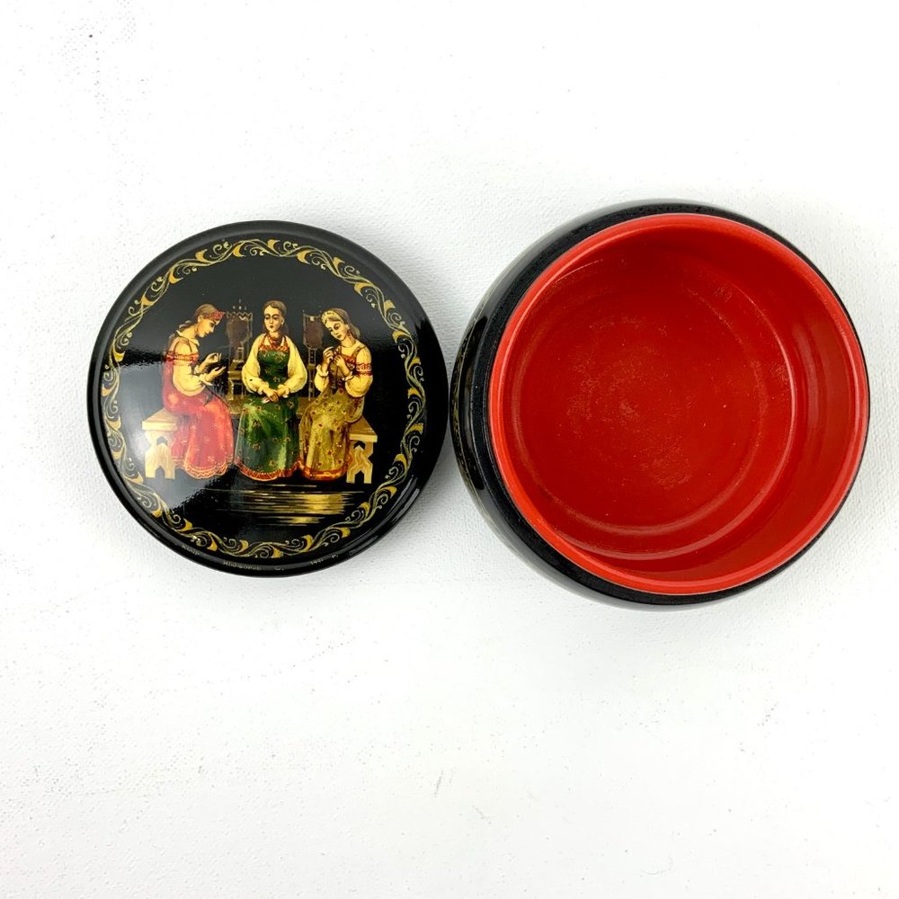 Vintage Russian Hand Painted Lacquer Round Box 3 Sisters Folk Art - Picture 7 of 16